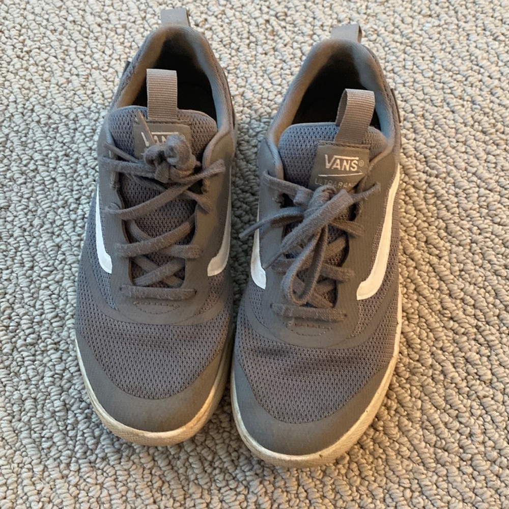 Size 4 kids vans gray